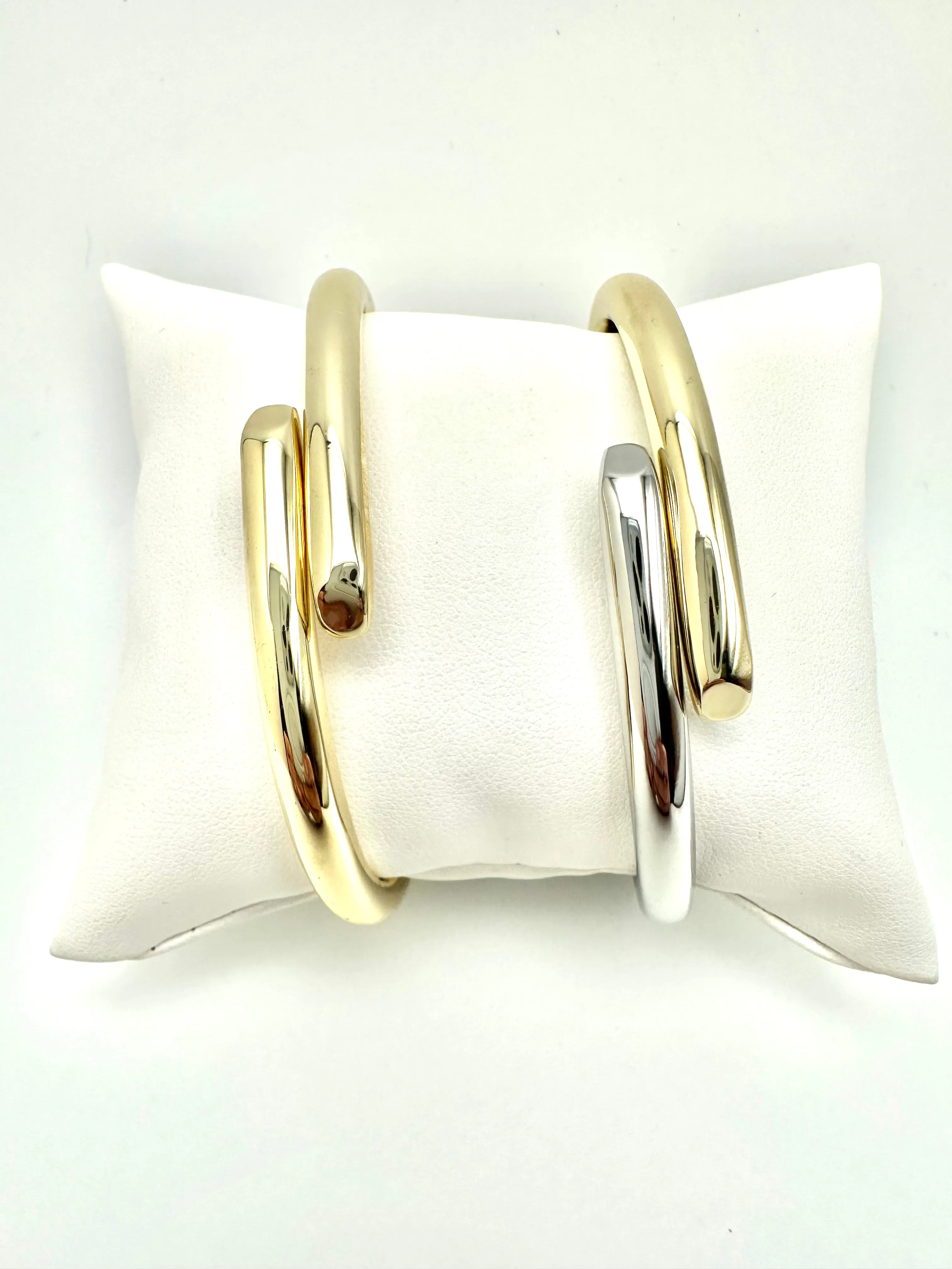 Charleston Hinged Bangle