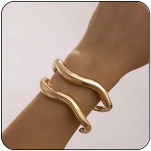 Chunky Gold Bracelets for Women,2 Pcs Gold Stacking Cuff Bangle Bracelet Silver Plated Cuff Bangle Bracelets Open Wide Irregular Minimalist Bangle Jewelry