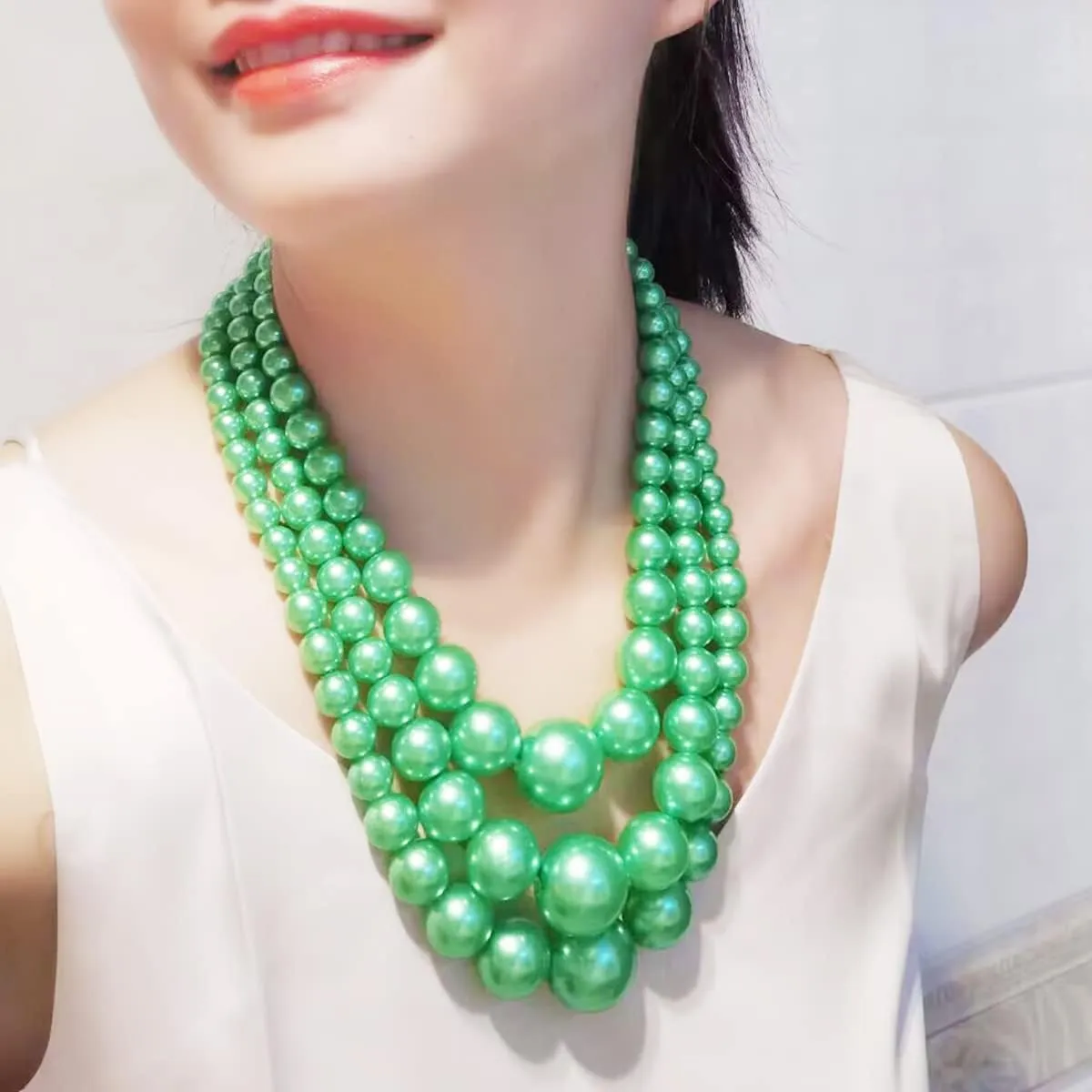 We We Imitation Pearl Necklace for Women Large Chunky Pearl Necklaces Multilayer Pearl Necklace and Earring 1920s Costume Jewelry set