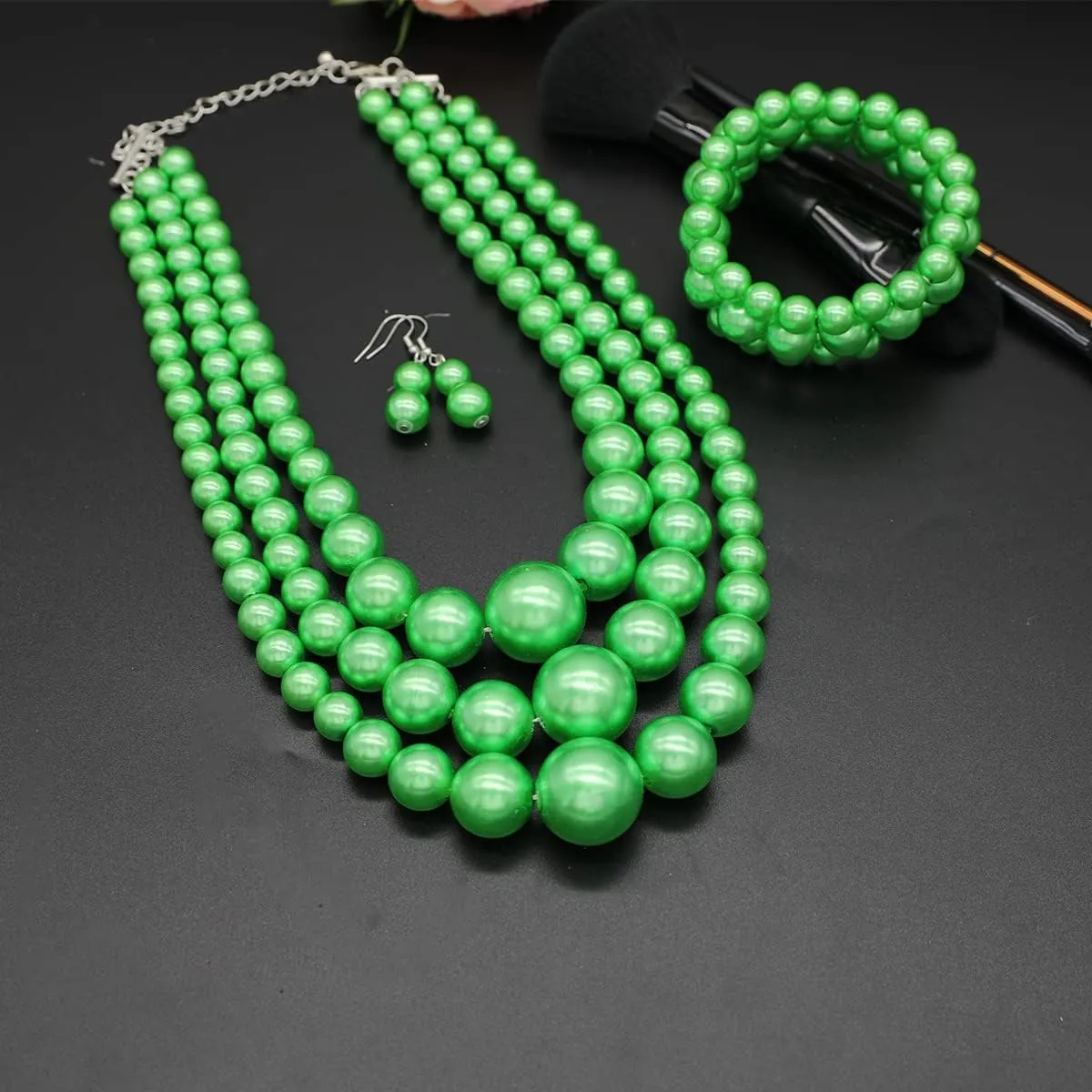 We We Imitation Pearl Necklace for Women Large Chunky Pearl Necklaces Multilayer Pearl Necklace and Earring 1920s Costume Jewelry set